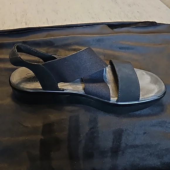 Sketchers luxefoam black suede and elastic Sandals Size 8 - Picture 4 of 6